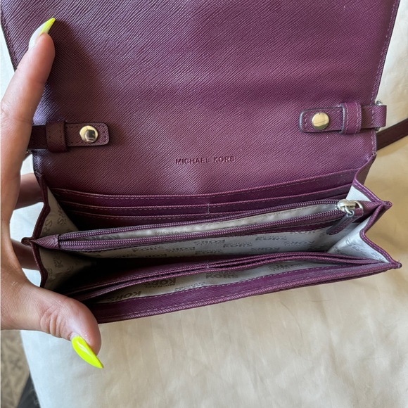 Michael Kors Jet Set Micro Stud Saffiano Convertible Chain Wallet Plum - Picture 5 of 6